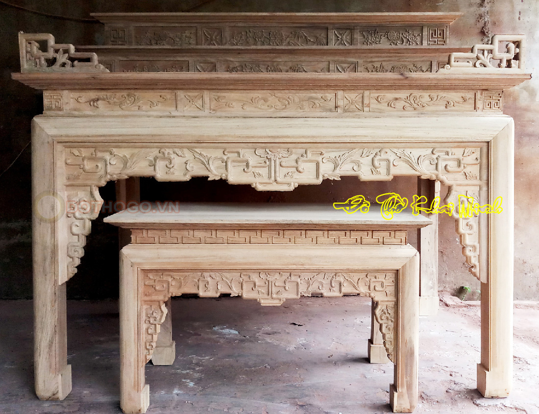 Mẫu bàn thờ tam cấp gỗ Gụ để mộc