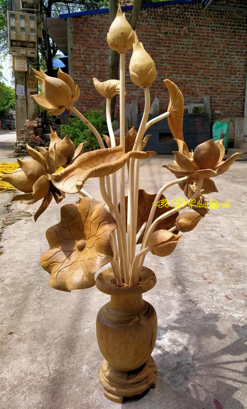 Hoa sen gỗ Mít bày bàn thờ