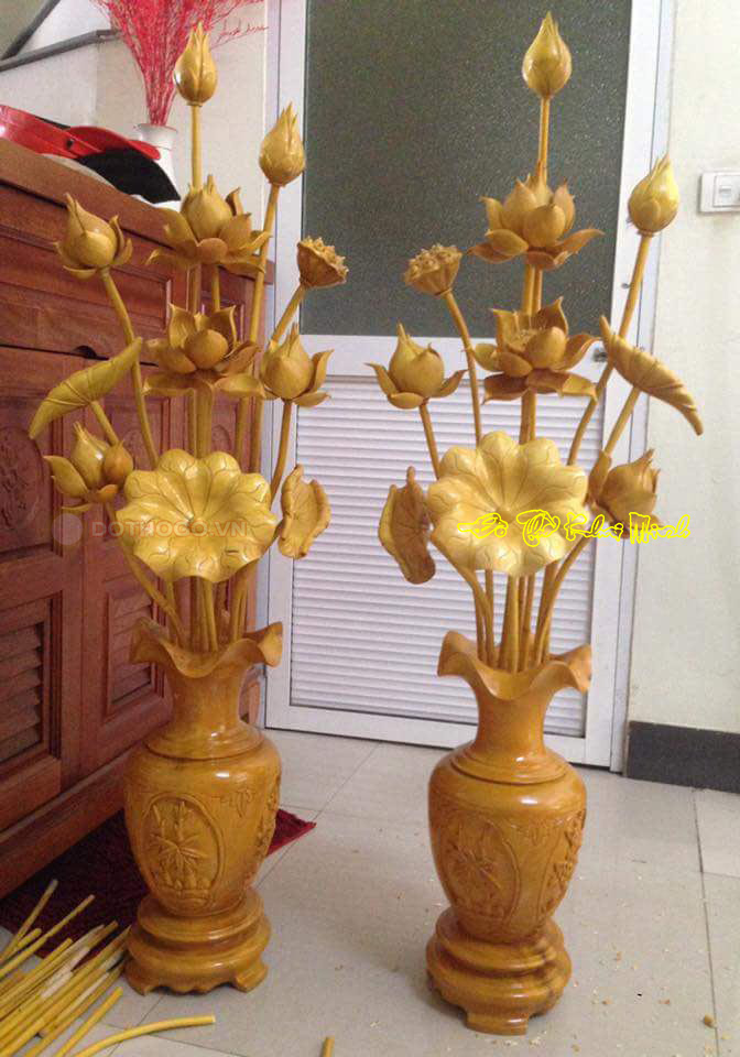 Cặp bình Hoa sen gỗ để bàn thờ