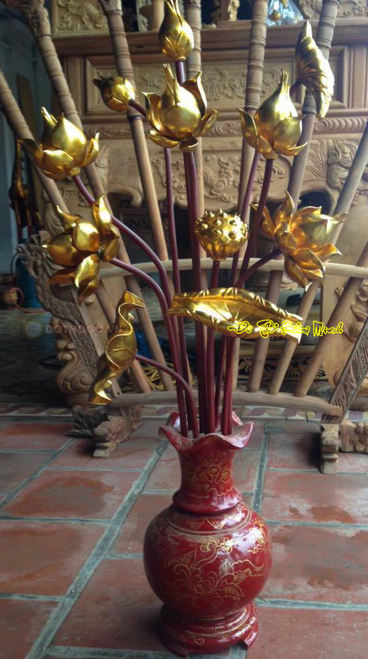 Hoa sen gỗ thờ sơn son thếp vàng